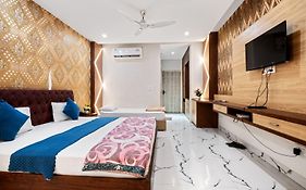 Rbs Hotel & Restaurant 5 Mint Walking Distance From Ram Janam Bhumi